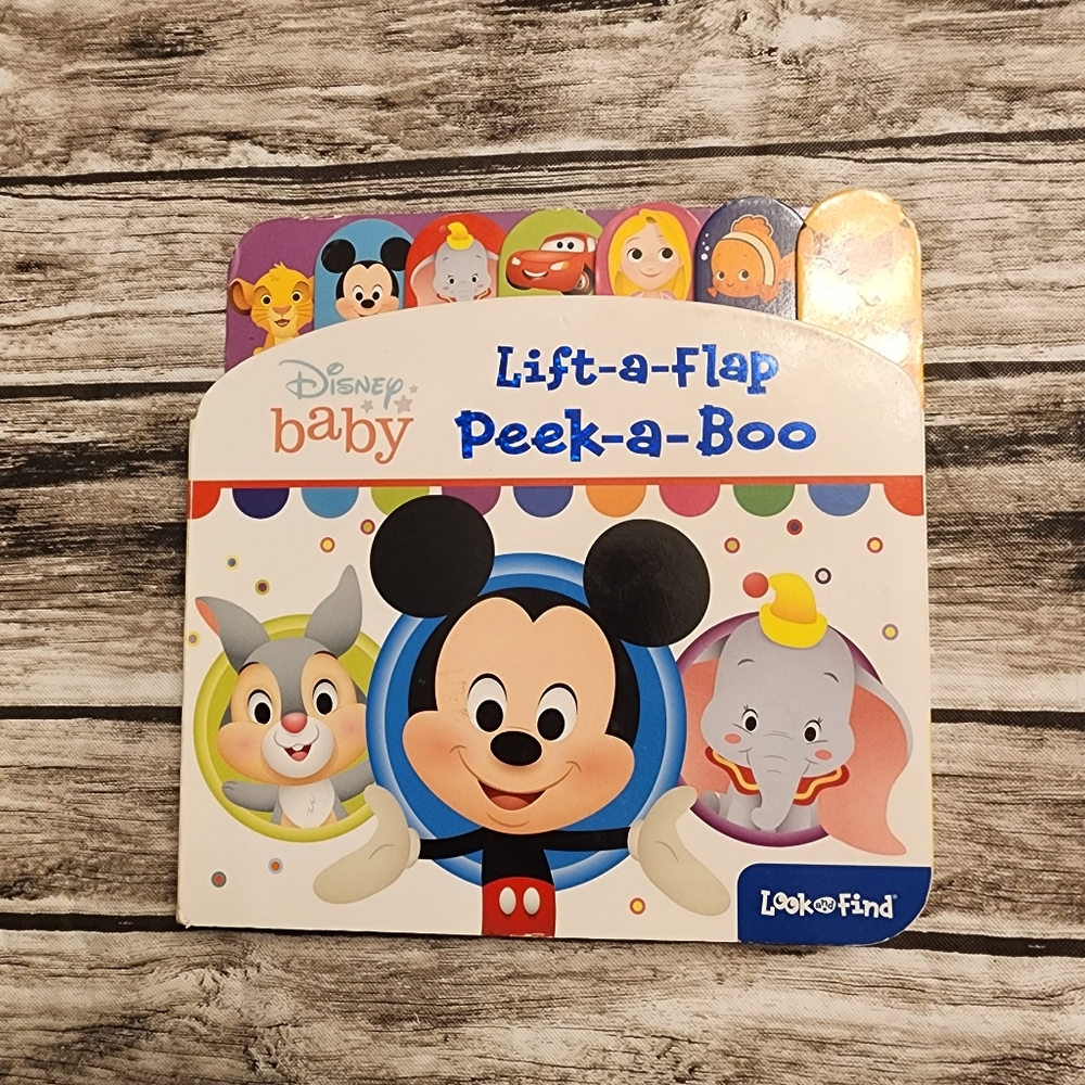 Disney Baby Lift a Flap Peek a Boo book